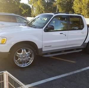 Meet your Posher, Javier